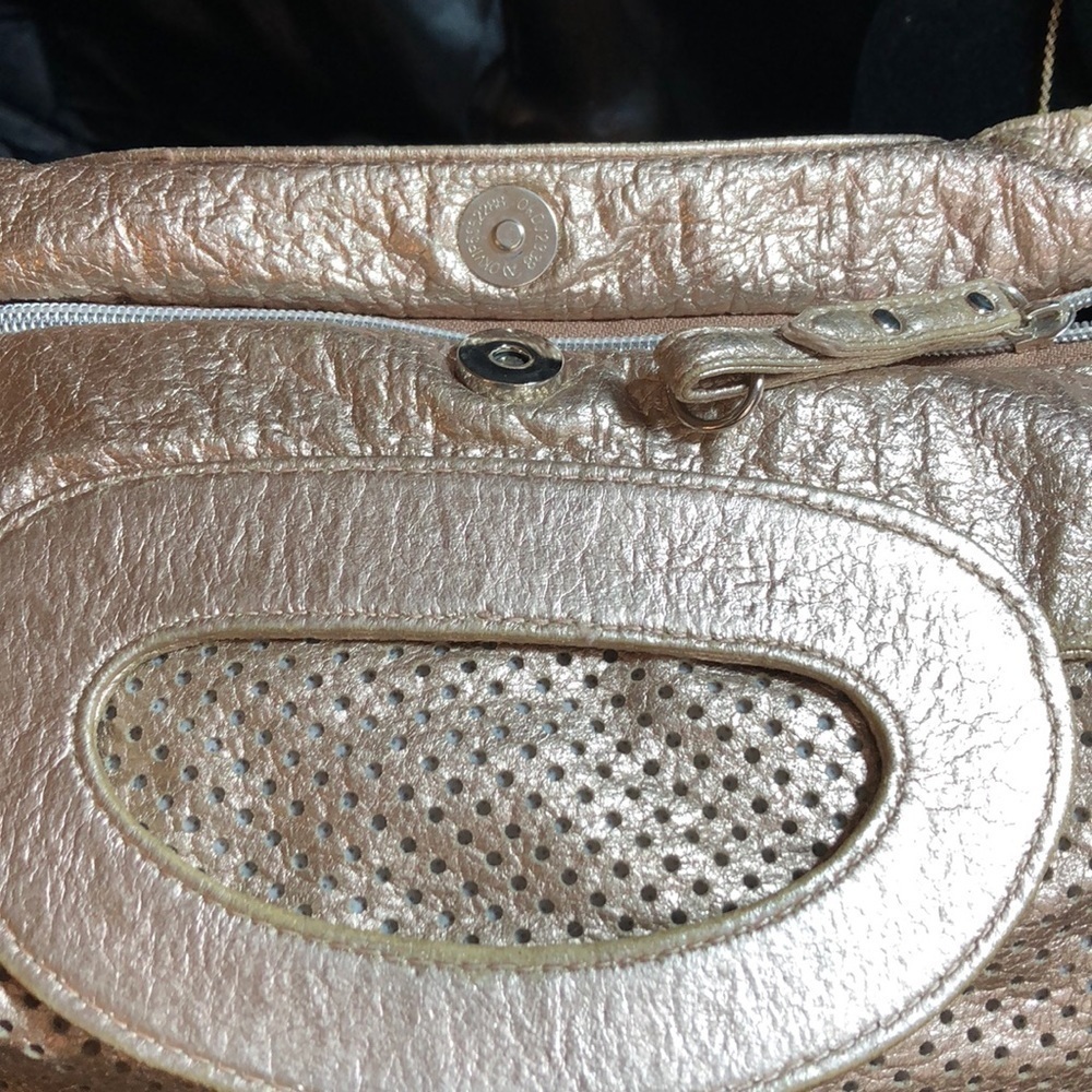 LARGE used bag in silverish gold basket handles. - Picture 6 of 8